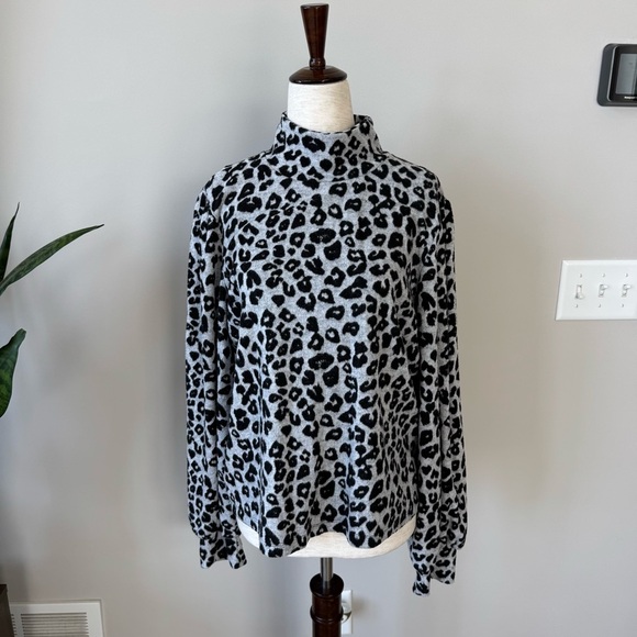 Sanctuary NITE SPOTS For Keeps Long Balloon Sleeve Mock Neck Top - Leopard Print - Picture 7 of 12